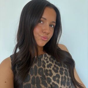 Meet your Posher, Alexia